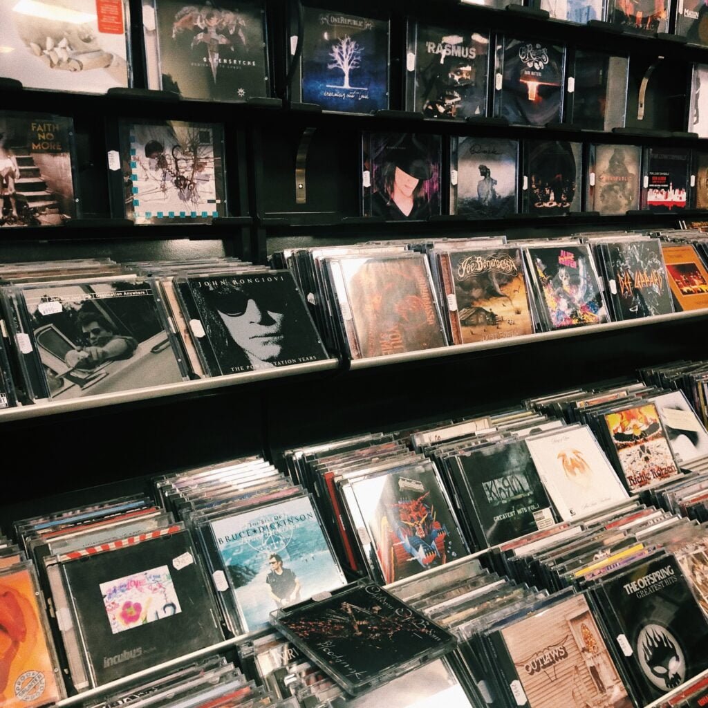 The Rise of NFTs: Transforming the Art and Digital Collectibles Market